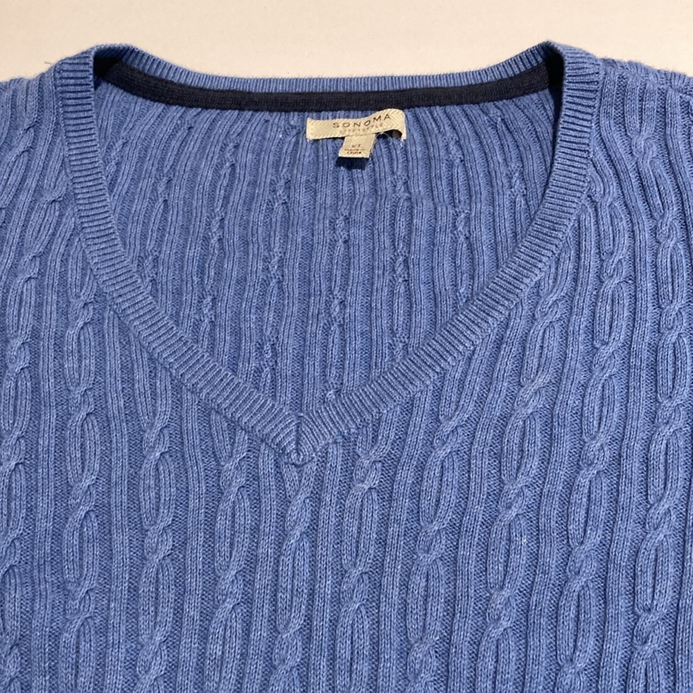 Sonoma cotton V-neck sweater women’s
Size XL